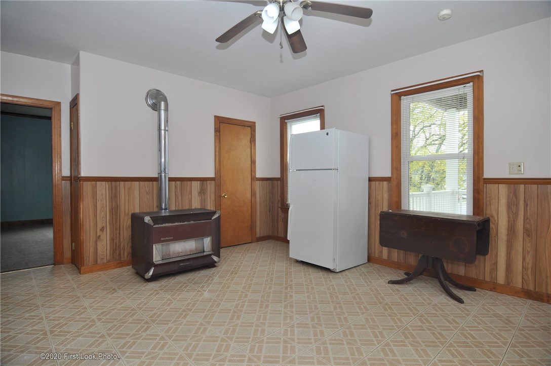 171 Robinson Street Woonsocket, RI 02895 - Photo 7 of 26