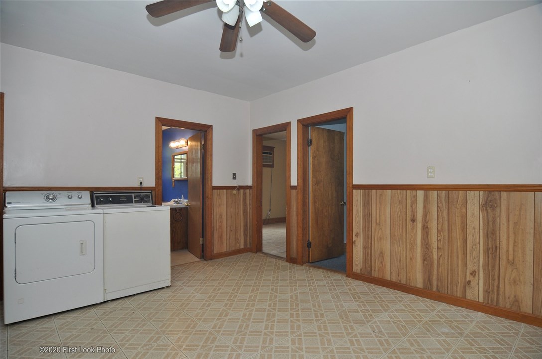 171 Robinson Street Woonsocket, RI 02895 - Photo 8 of 26