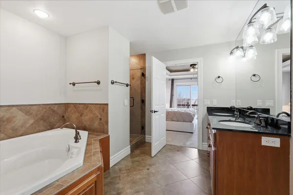 $949,900 | 656 Rinpoche Lane, Oregon, WI 53575