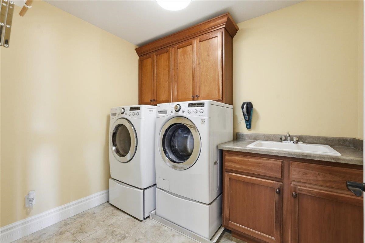 656 Rinpoche Lane Oregon, WI 53575 - Photo 42 of 61