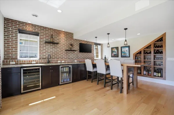 $949,900 | 656 Rinpoche Lane, Oregon, WI 53575