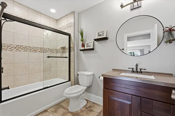 $949,900 | 656 Rinpoche Lane, Oregon, WI 53575