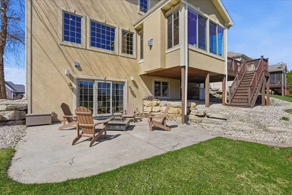 $949,900 | 656 Rinpoche Lane, Oregon, WI 53575