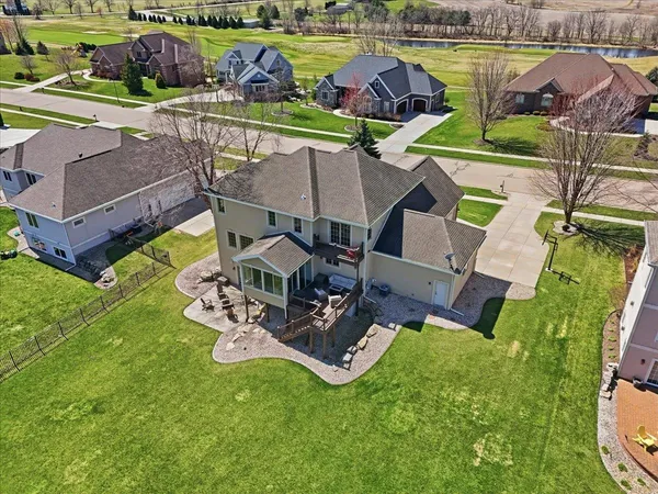 $949,900 | 656 Rinpoche Lane, Oregon, WI 53575
