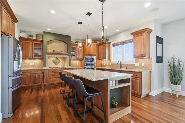 $949,900 | 656 Rinpoche Lane, Oregon, WI 53575