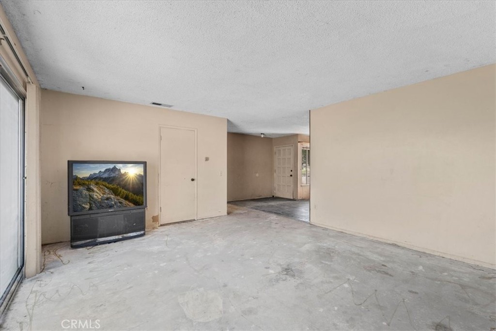 4865 Emerson Street Riverside, CA 92504 - Photo 17 of 43