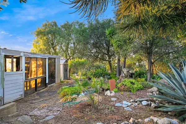 $1,250,000 | 2166 Camino Cantera, Vista, CA 92084