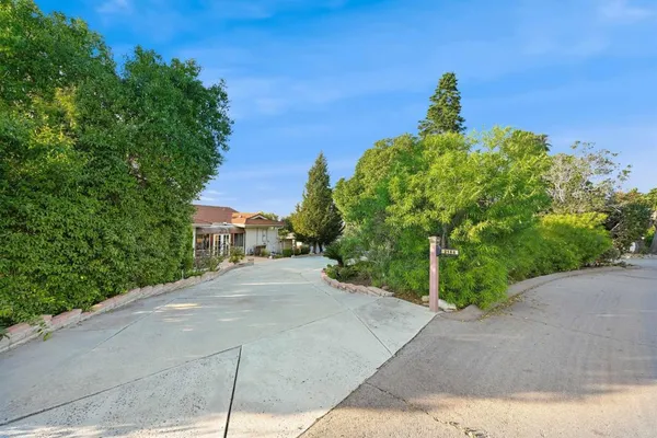 $1,250,000 | 2166 Camino Cantera, Vista, CA 92084