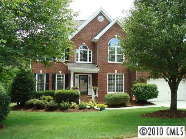 12502 Willingdon Road Huntersville, NC 28078 - Photo 1 of 16 Gallery Image 1