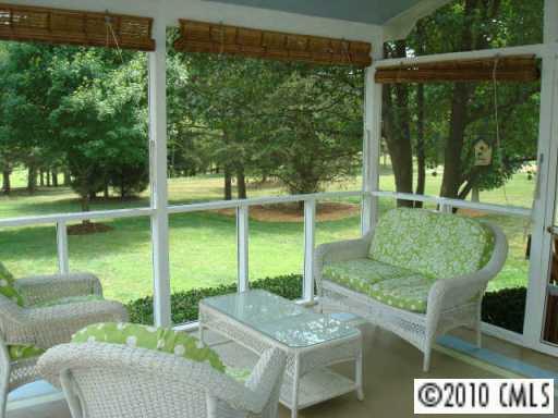 12502 Willingdon Road Huntersville, NC 28078 - Photo 3 of 16 Gallery Image 3