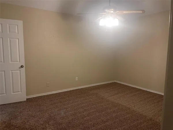 $2,295 | 6617 County Road 527, Burleson, TX 76028