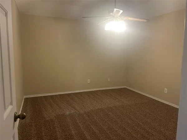 $2,295 | 6617 County Road 527, Burleson, TX 76028