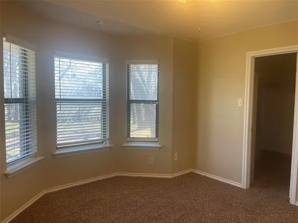 $2,295 | 6617 County Road 527, Burleson, TX 76028