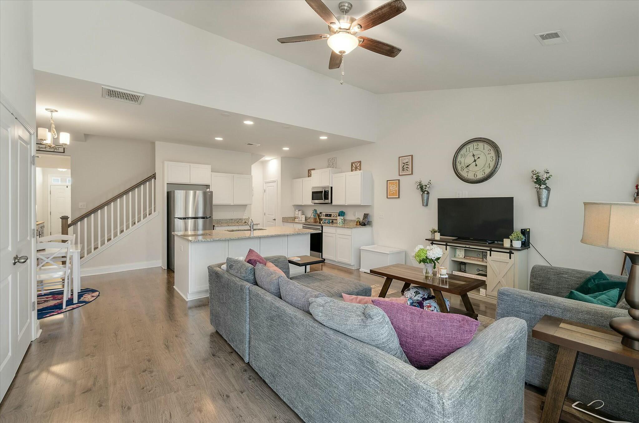 7789 Montview Road North Charleston, SC 29418 - Photo 4 of 44 tempImageRIShYY