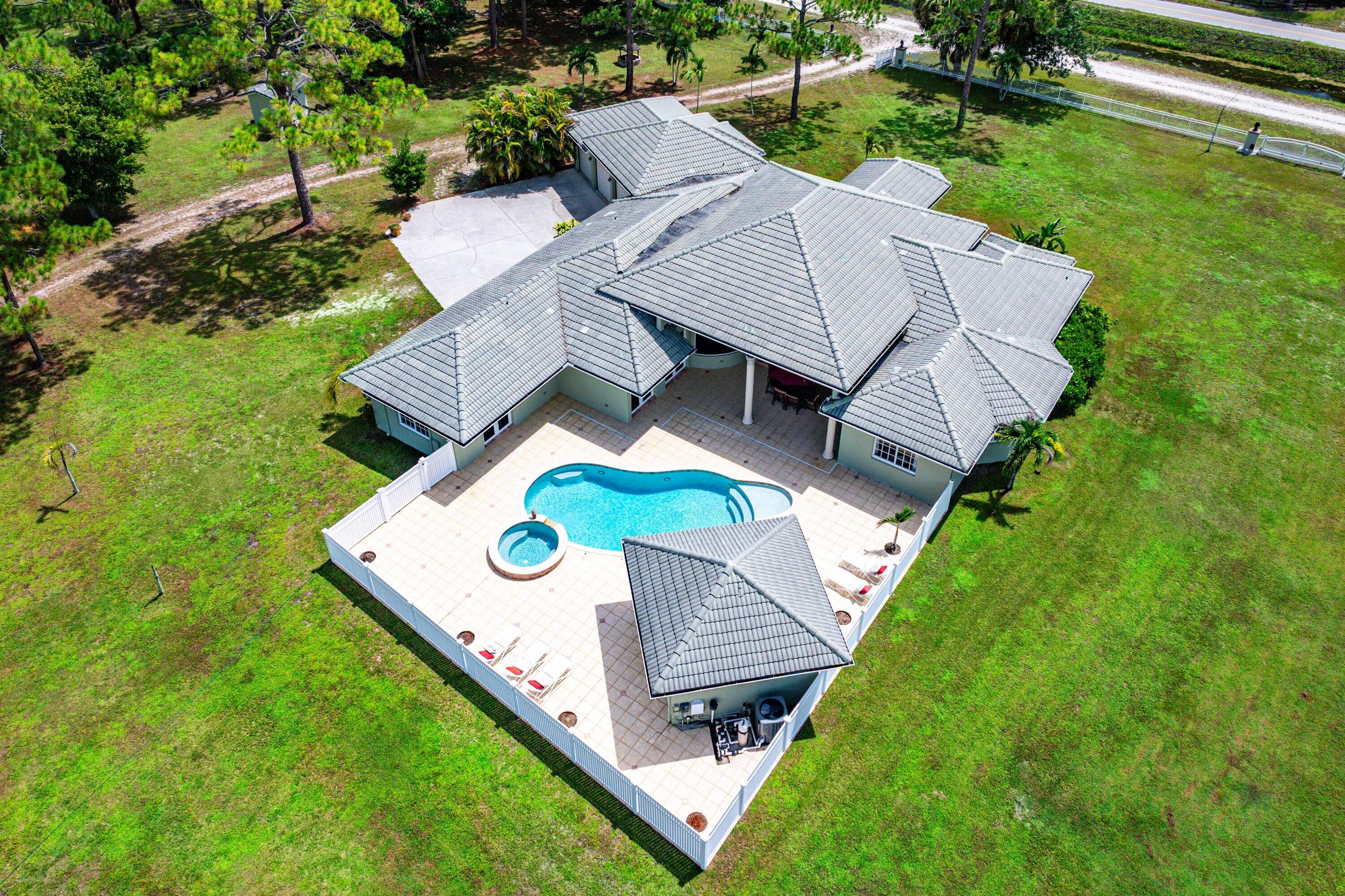 2749 A Road Loxahatchee, FL 33470 - Photo 56 of 66 056-2749ARoad-LoxahatcheeGroves-FL-33470