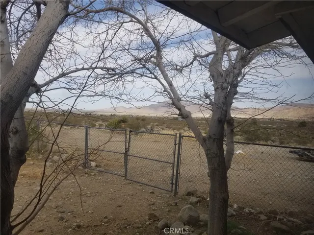 $216,200 | 31072 Azurite Road, Lucerne Valley, CA 92356