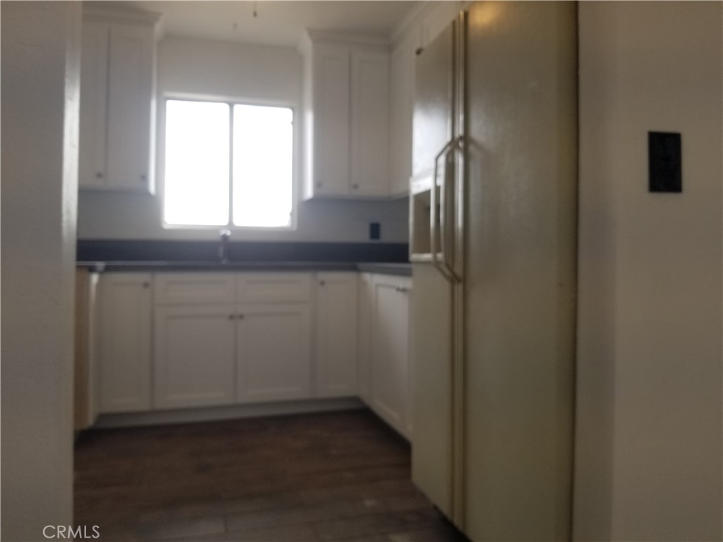 31072 Azurite Road Lucerne Valley, CA 92356 - Photo 17 of 38 East view of Kitchen