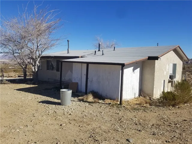 $216,200 | 31072 Azurite Road, Lucerne Valley, CA 92356
