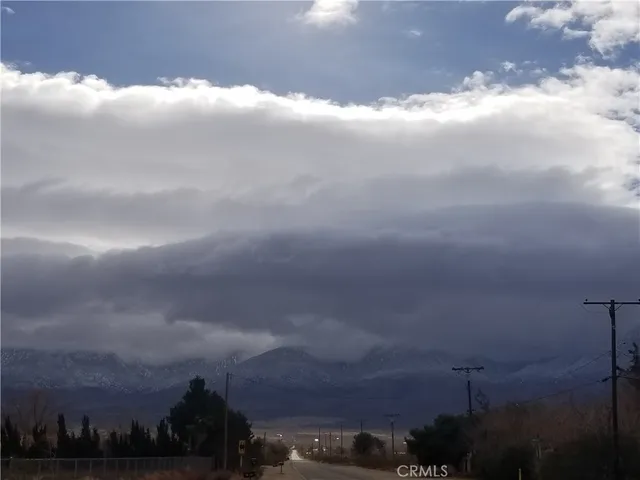 $216,200 | 31072 Azurite Road, Lucerne Valley, CA 92356