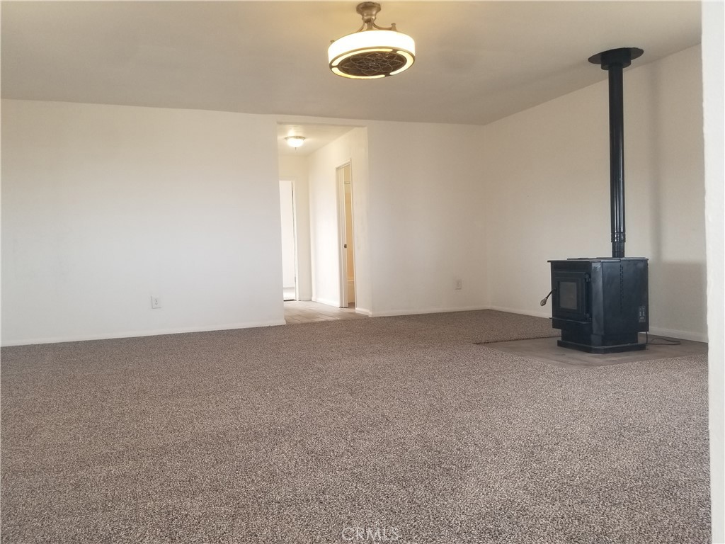 31072 Azurite Road Lucerne Valley, CA 92356 - Photo 10 of 38 Main area to SWC