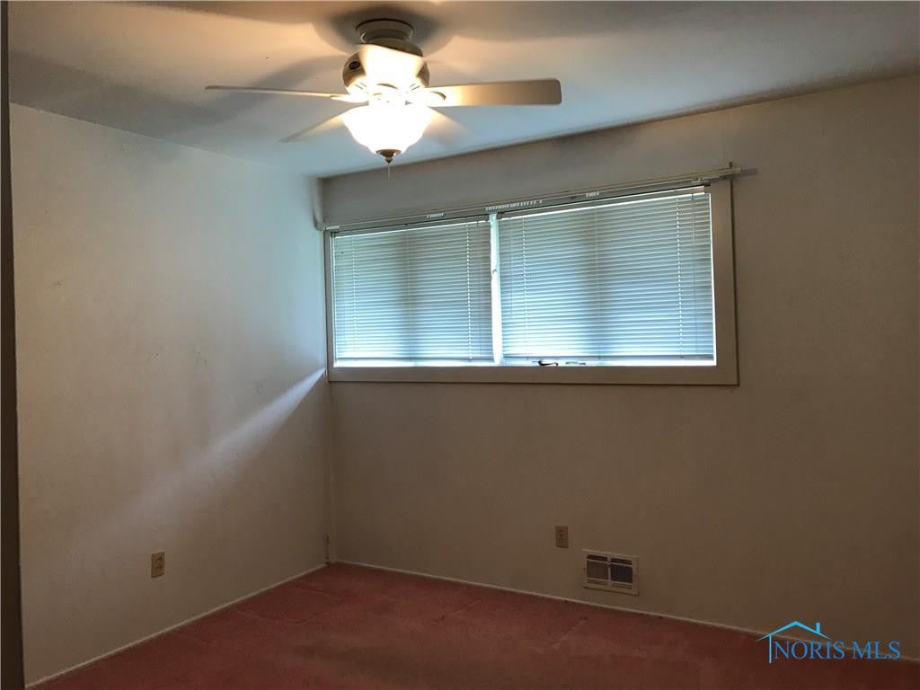 4848 Elmhurst Road Toledo, OH 43613 - Photo 15 of 25 Gallery Image 15