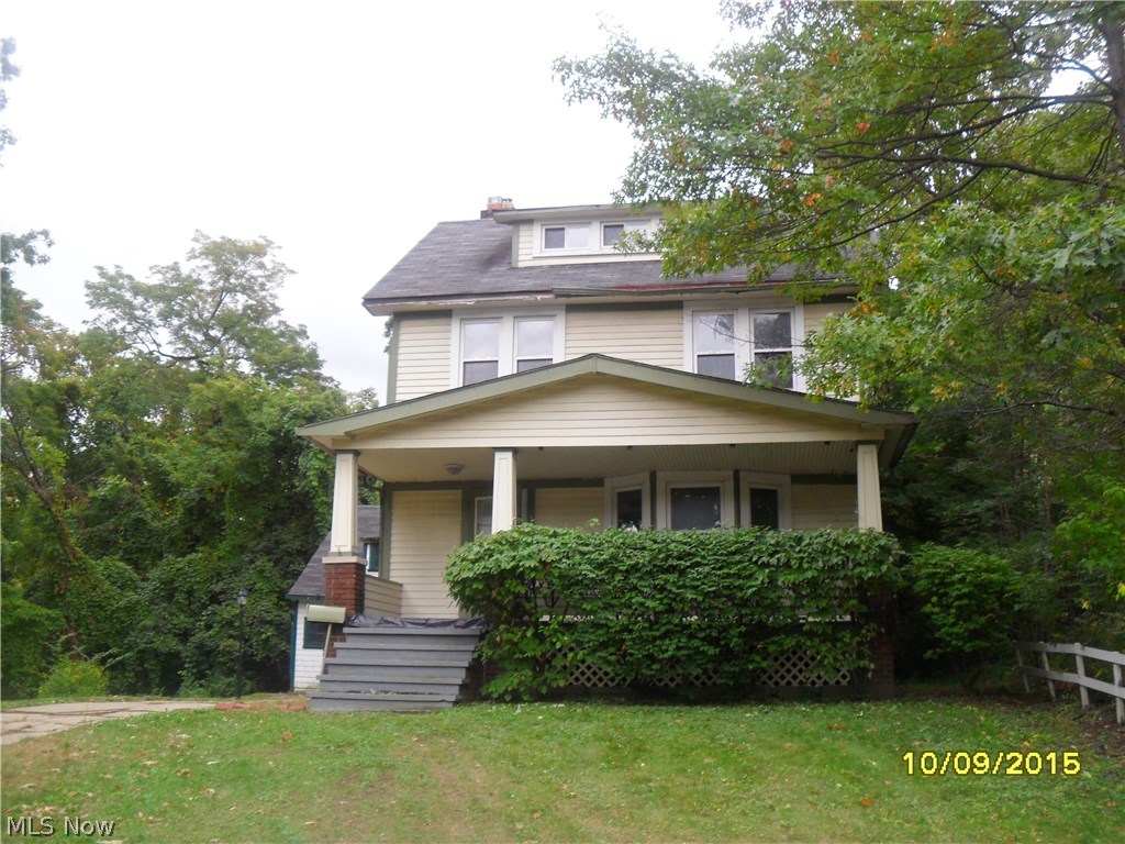 19706 Tiverton Road Cleveland, OH 44110 - Photo 1 of 13 Gallery Image 1