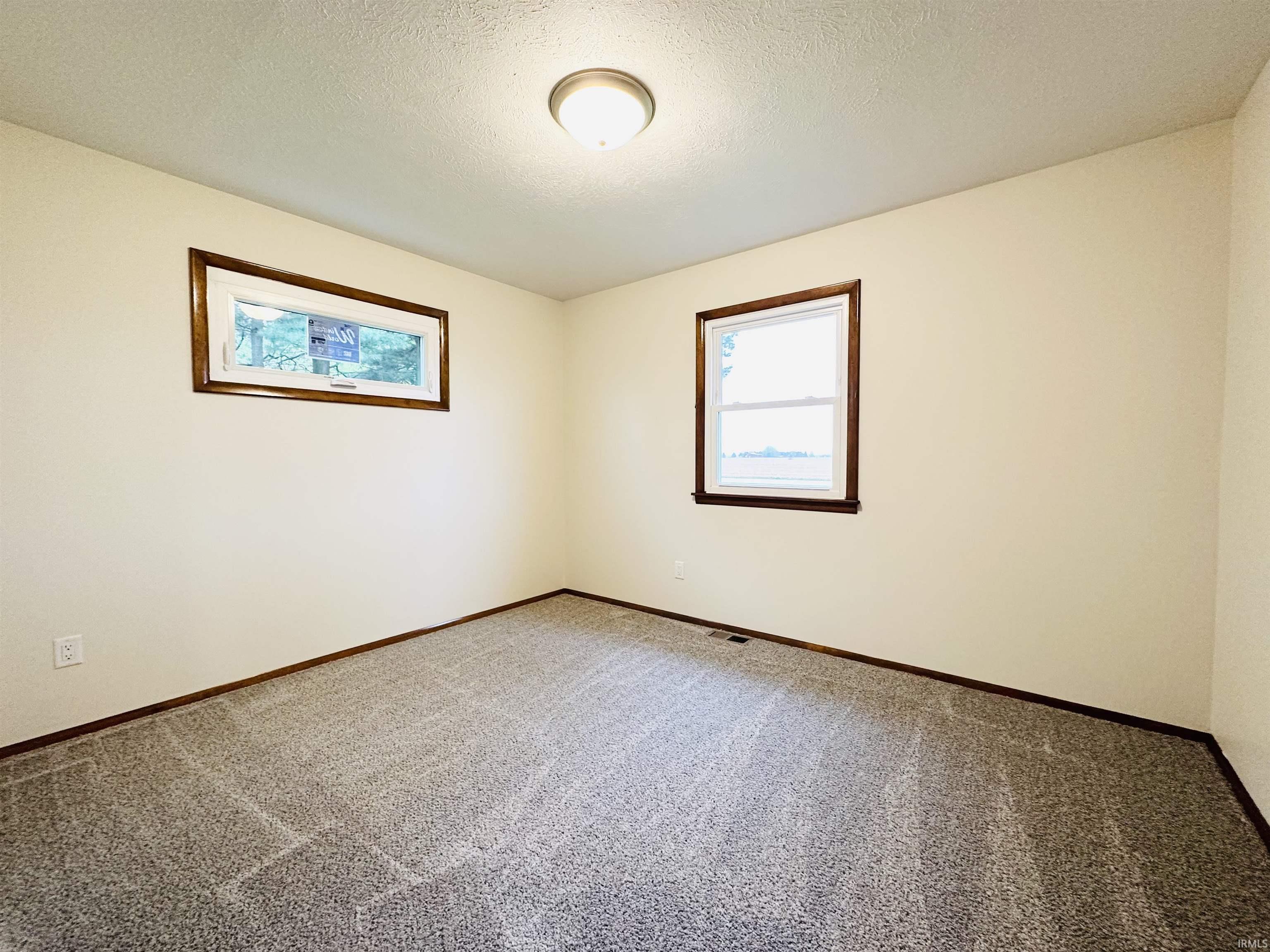 67540 Smilax Road North Liberty, IN 46554 - Photo 28 of 36