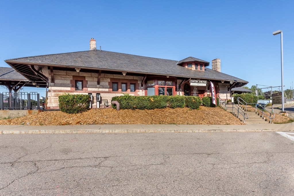 9 Evergreen Circle, Unit 9 Canton, MA 02021 - Photo 19 of 19