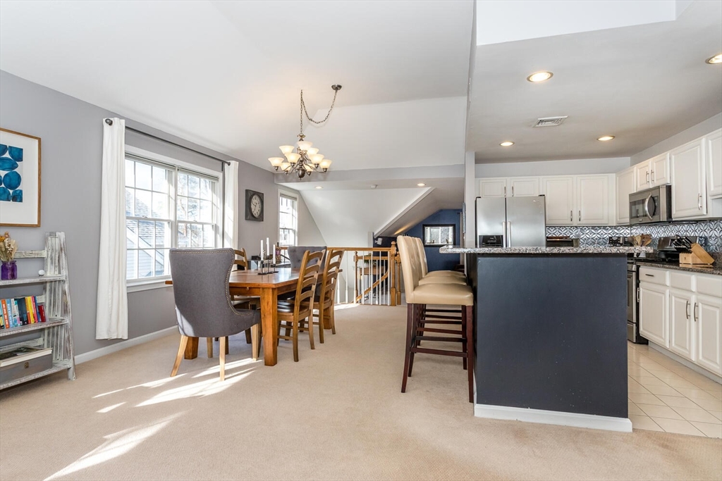 9 Evergreen Circle, Unit 9 Canton, MA 02021 - Photo 6 of 19