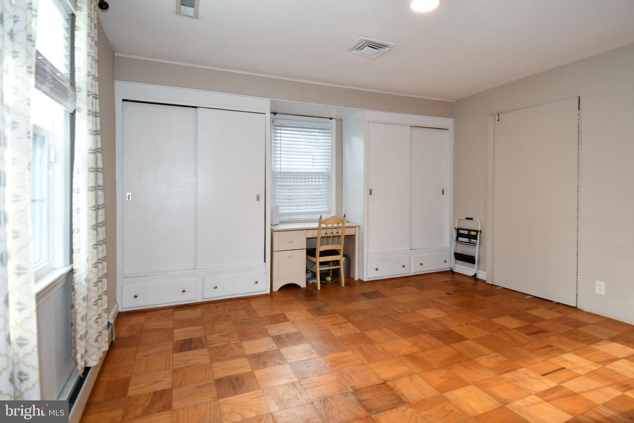 9325 Long Branch Parkway Silver Spring, MD 20901 - Photo 13 of 27 a view of a livingroom with furniture