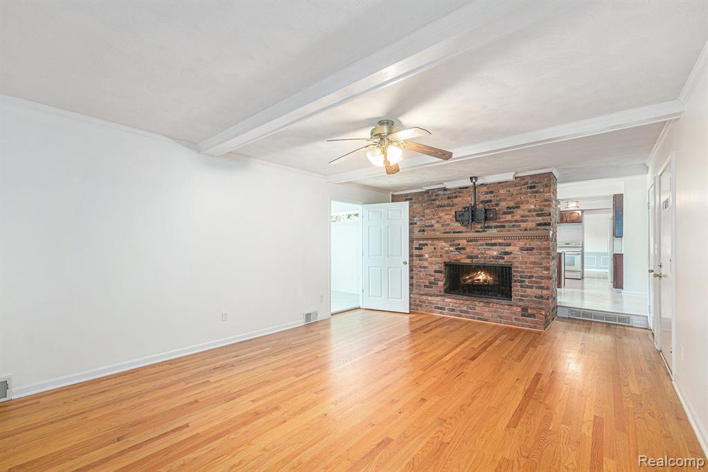 430 Willow Tree Lane Rochester Hills, MI 48306 - Photo 16 of 33