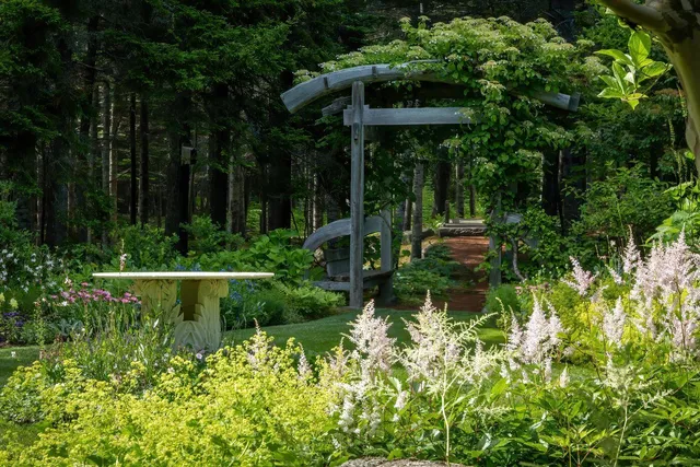 $15,000,000 | 93 Cooksey Drive, Mount Desert, ME 04675