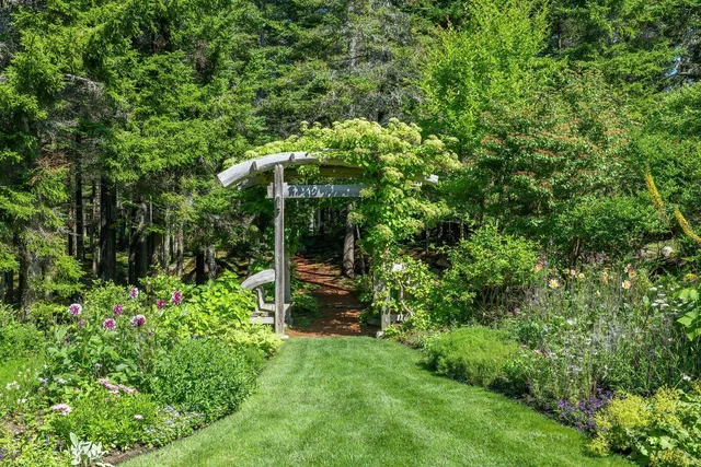 $15,000,000 | 93 Cooksey Drive, Mount Desert, ME 04675