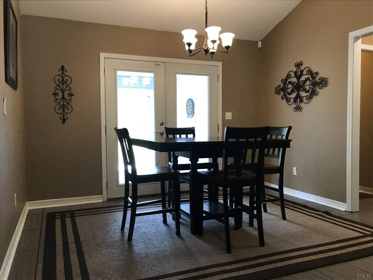 7596 San Ramon Drive Milton, FL 32583 - Photo 6 of 28 Gallery Image 6
