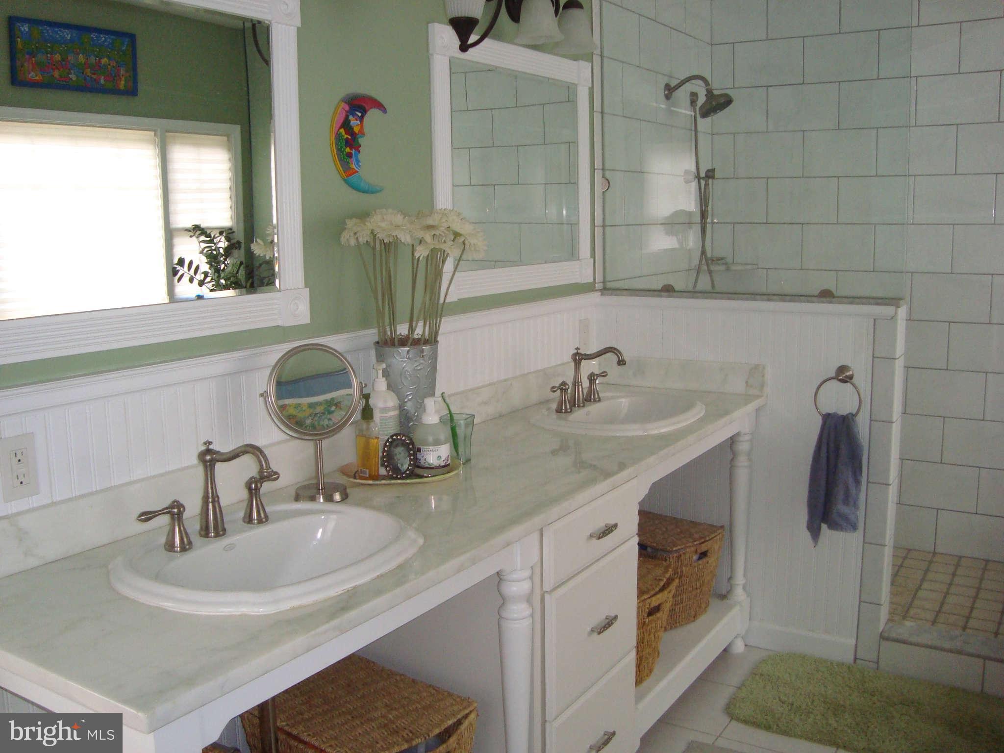 8108 Halton Road Towson, MD 21204 - Photo 20 of 30 Bath Master With Double Vanity