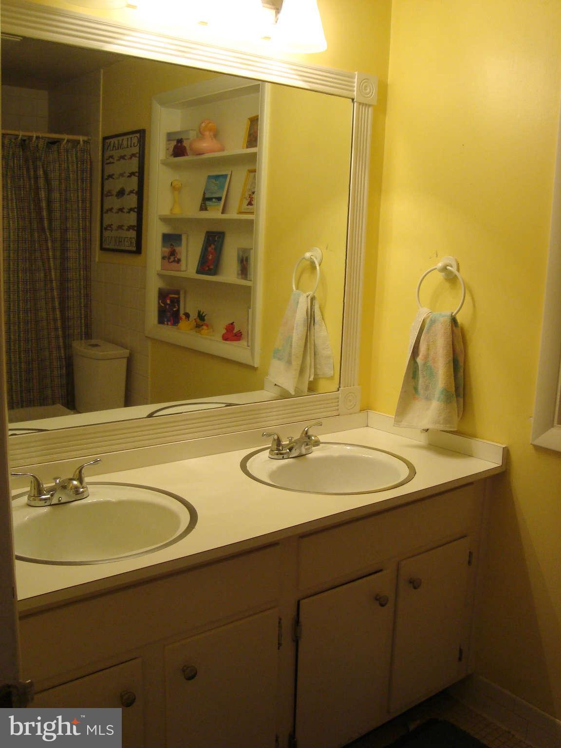 8108 Halton Road Towson, MD 21204 - Photo 29 of 30 2nd Floor Bath