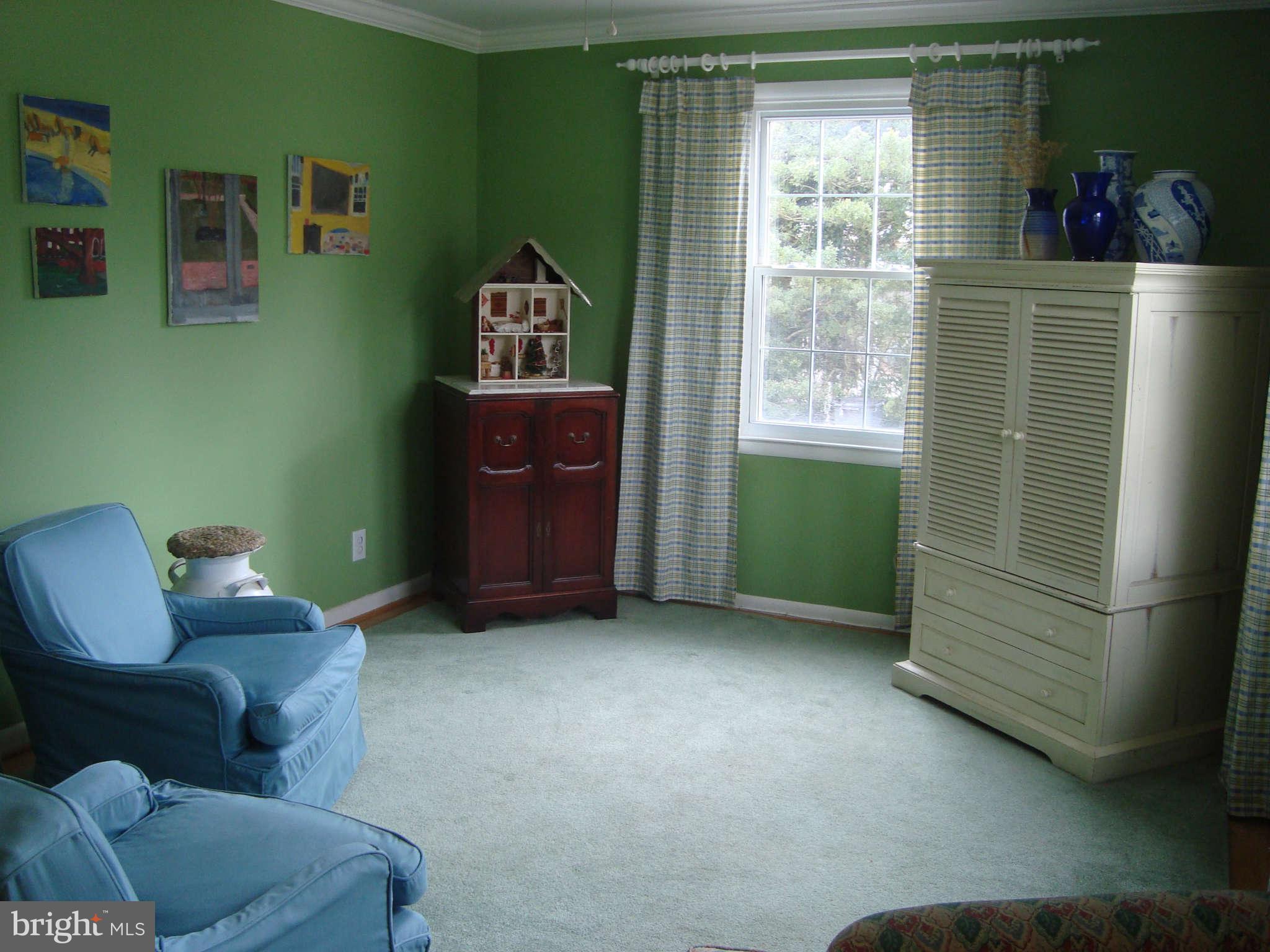 8108 Halton Road Towson, MD 21204 - Photo 8 of 30 Dining Room / Den