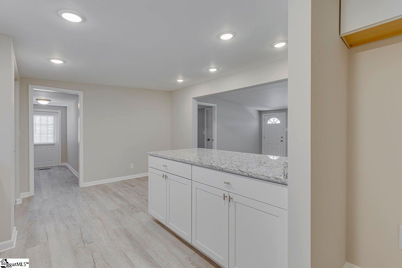 422 Sims Chapel Road Spartanburg, SC 29306 - Photo 9 of 32 Gallery Image 9