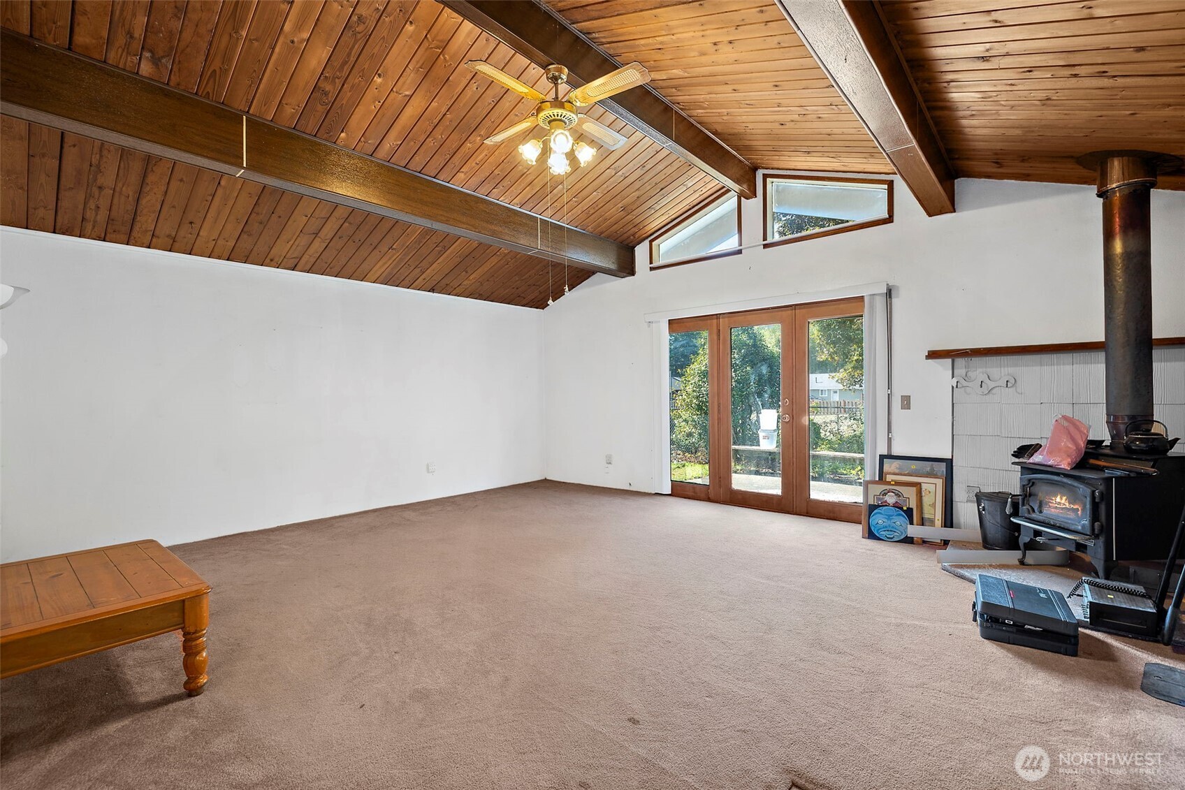 13435 Patriot Way Renton, WA 98059 - Photo 4 of 36 a view of a room with gym equipment