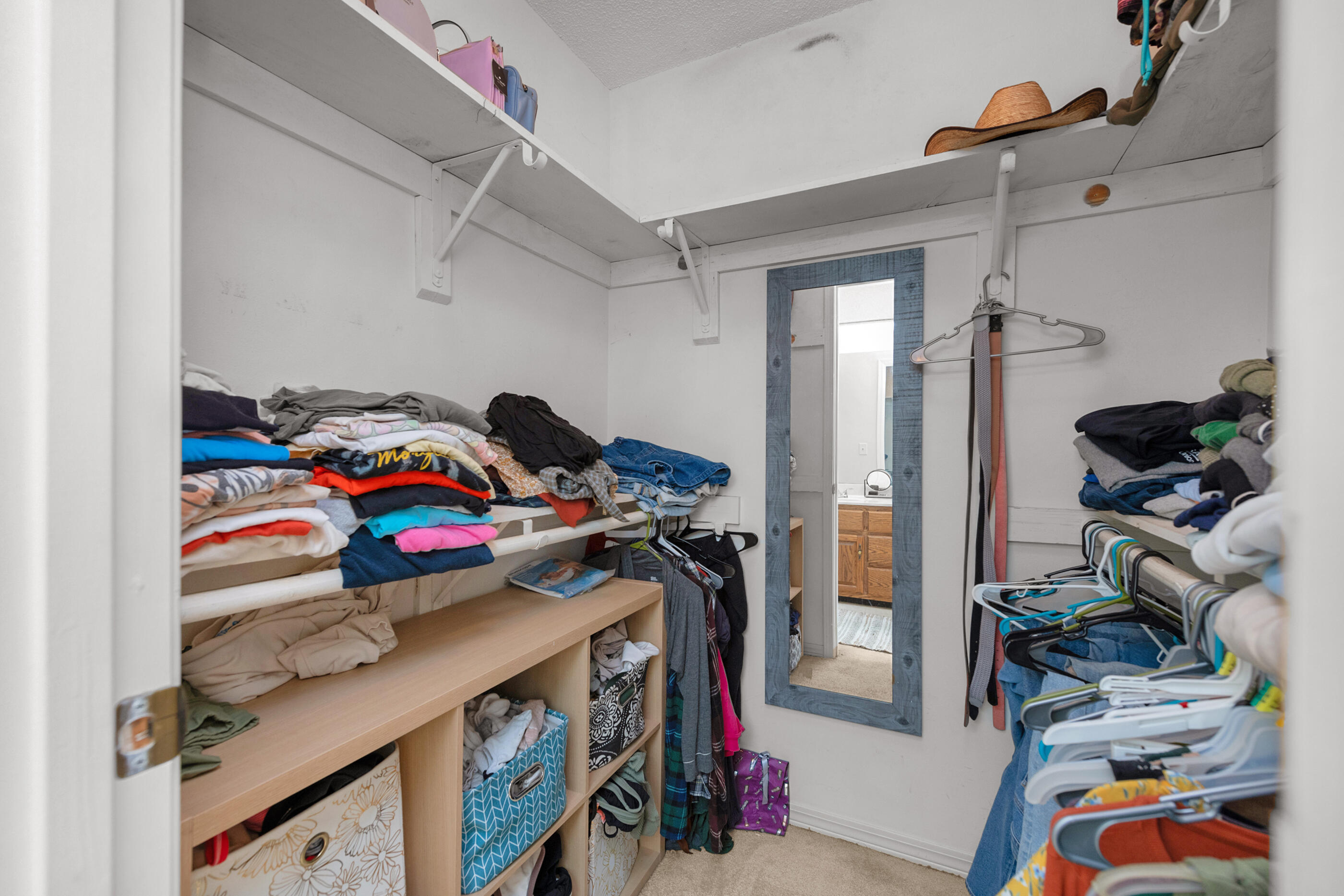 2788 Keats Drive Crestview, FL 32539 - Photo 23 of 32 a utility room with dryer and washer