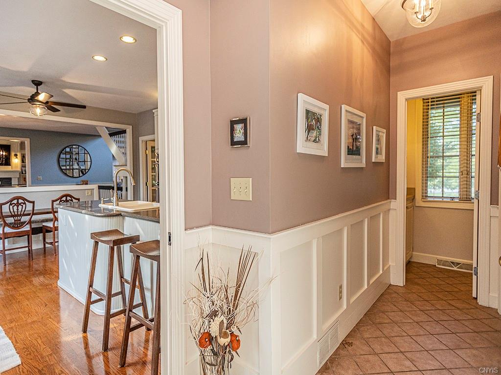 8425 Hobnail Road Manlius, NY 13104 - Photo 10 of 30 Gallery Image 10