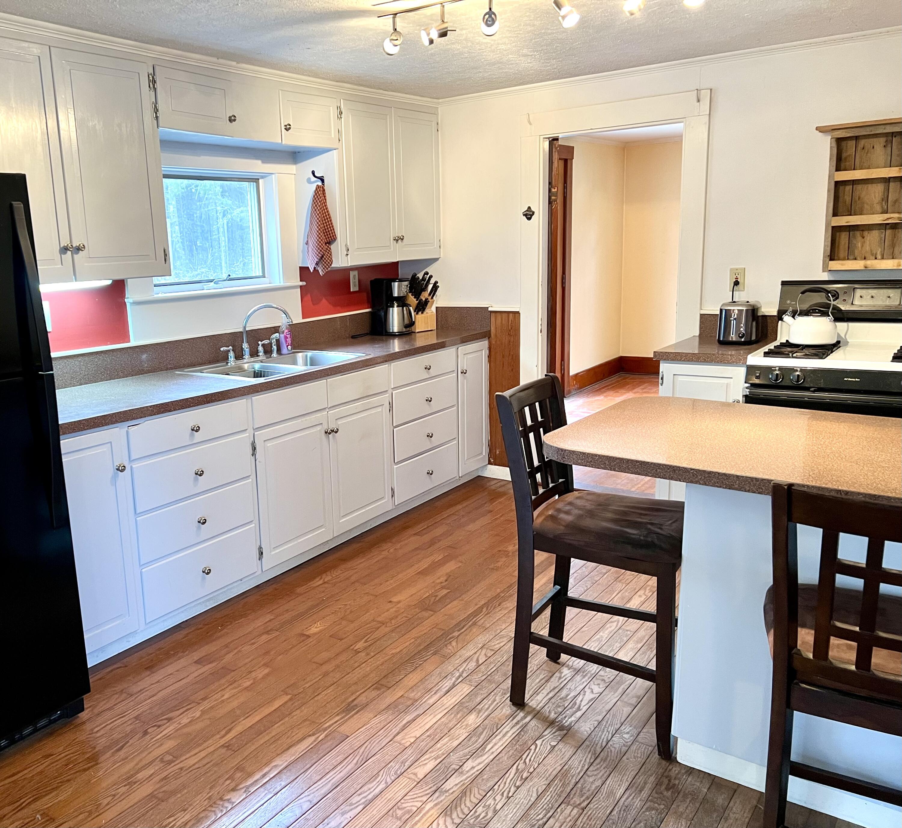 141 Beech Hill Road Mount Desert, ME 04660 - Photo 32 of 113 Kitchen