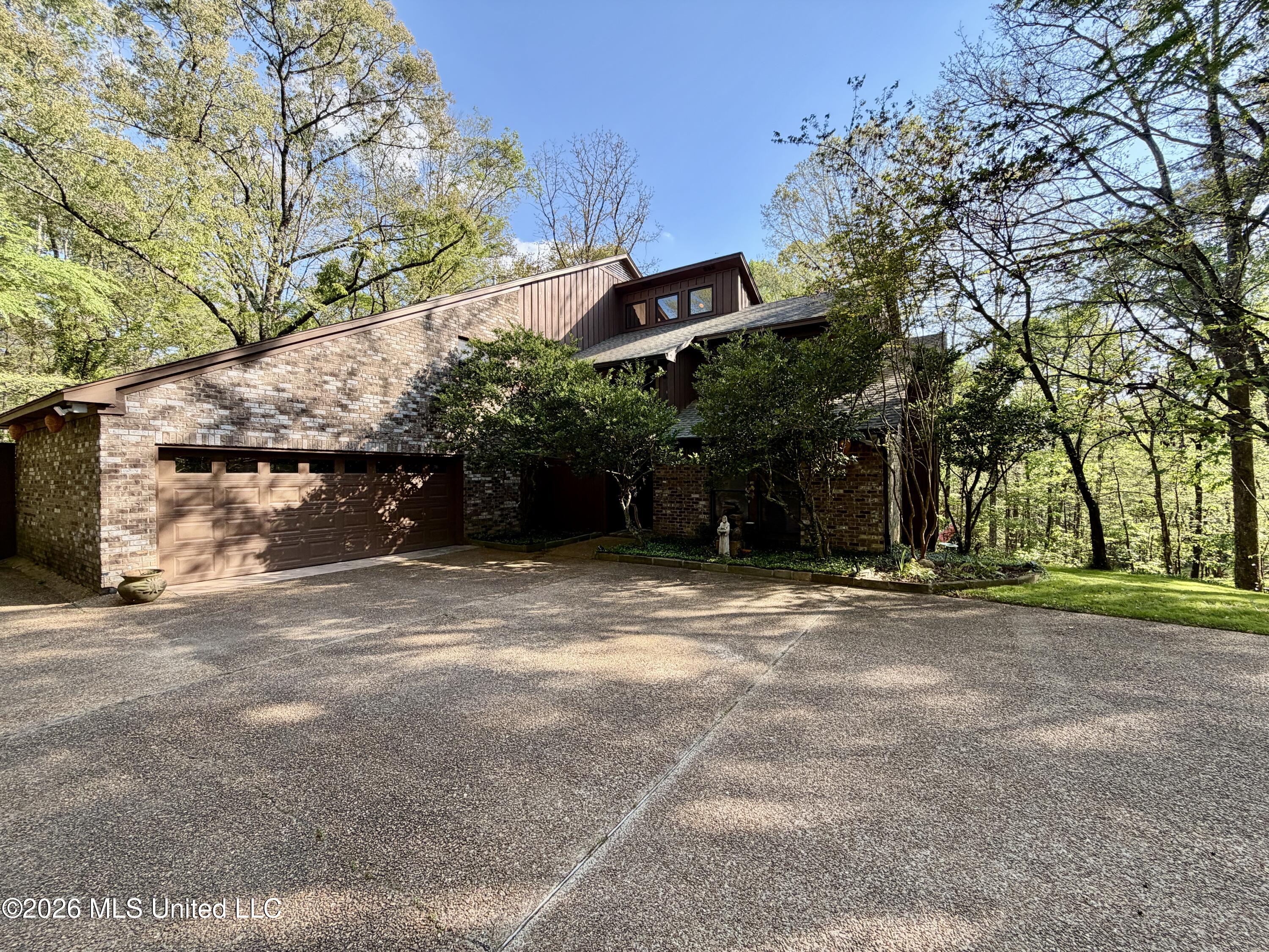 197 Skyline Drive Clinton, MS 39056 - Photo 2 of 90 IMG_1527