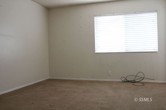 1041 West Iowa Avenue Ridgecrest, CA 93555 - Photo 10 of 17 Gallery Image 10