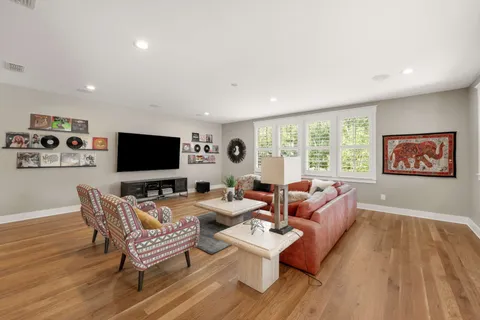$1,925,000 | 1732 Glen Echo Road, Nashville, TN 37215
