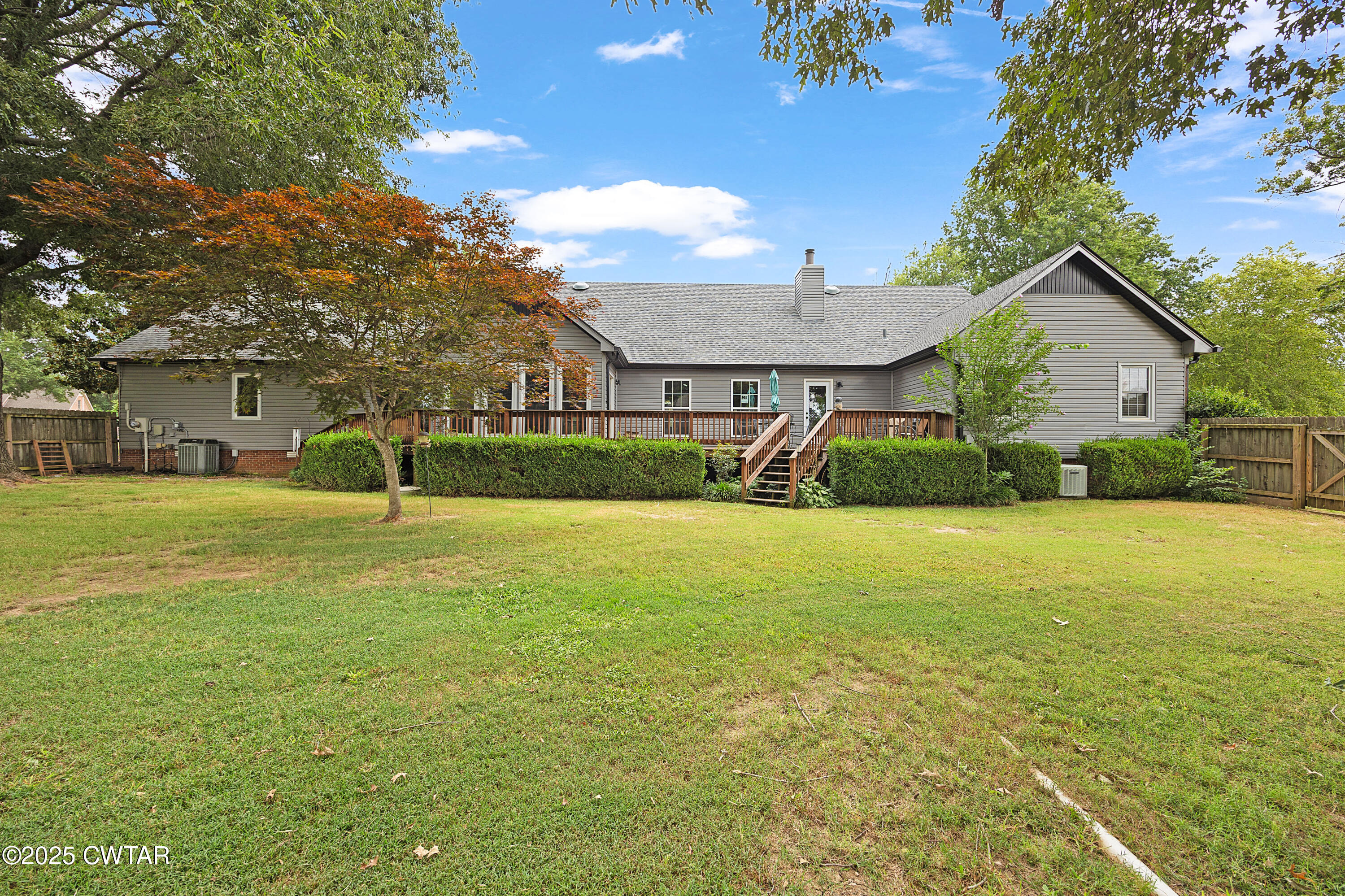 443 Shadow Ridge Drive Jackson, TN 38305 - Photo 3 of 31 E02A3703