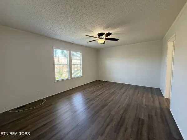 $189,900 | 1896 Branam Hill Road, Jellico, TN 37762