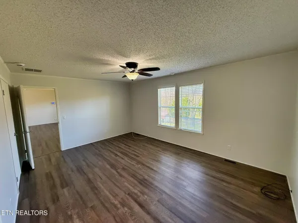 $189,900 | 1896 Branam Hill Road, Jellico, TN 37762