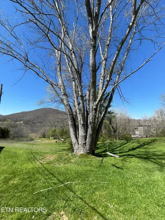 $189,900 | 1896 Branam Hill Road, Jellico, TN 37762