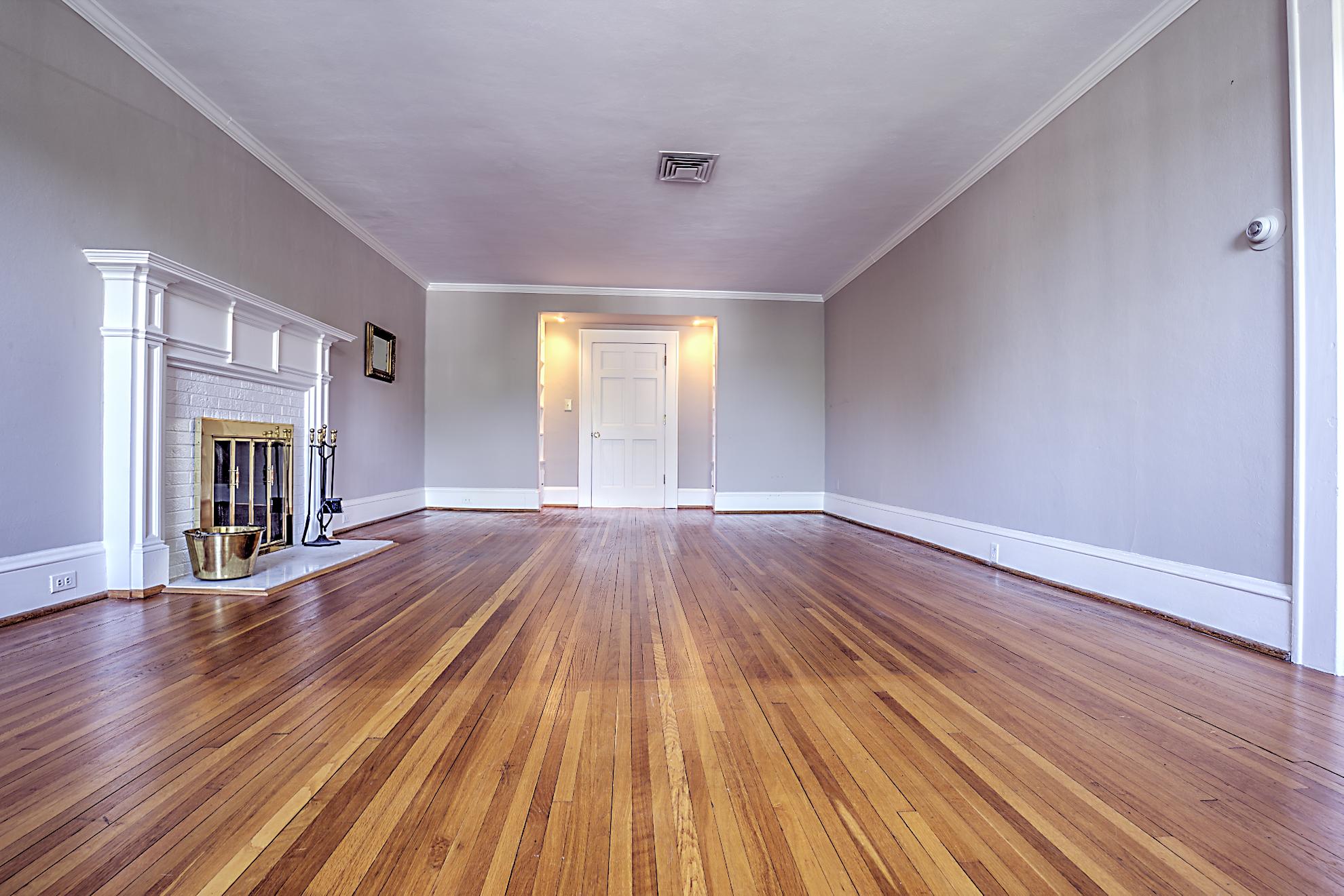1640 Persinger Road Southwest Roanoke, VA 24015 - Photo 25 of 63 LivingRm